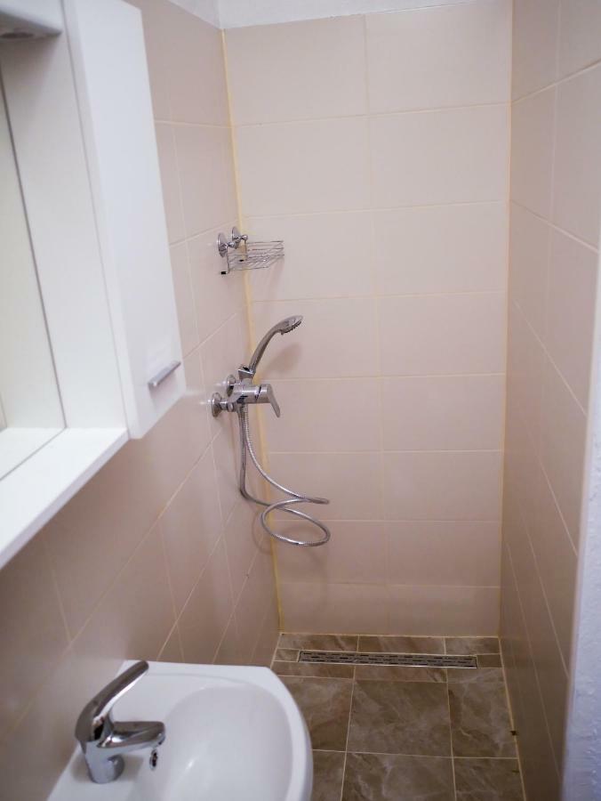 Apartments Dana أوميس المظهر الخارجي الصورة